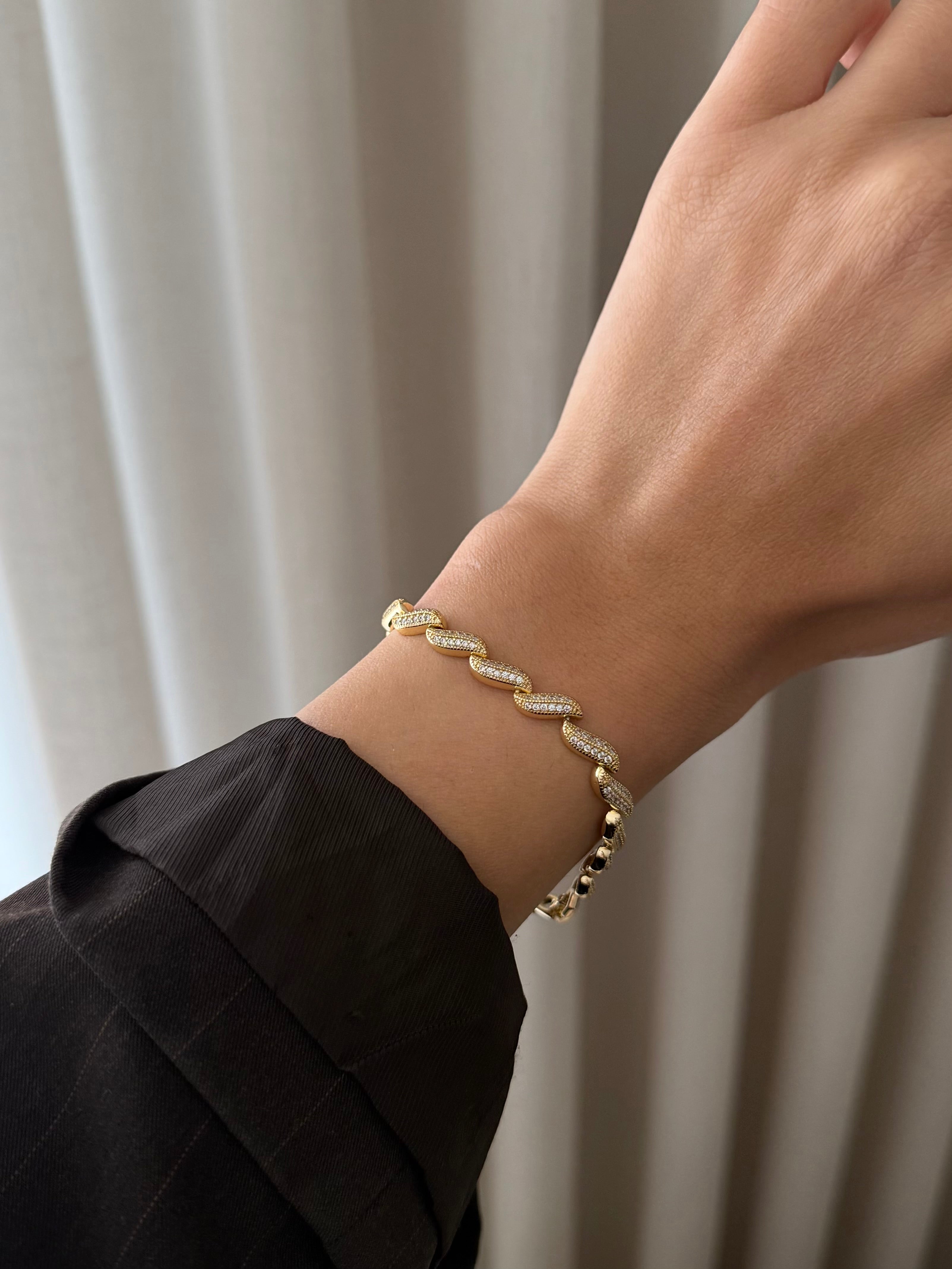 LYNN ARMBAND