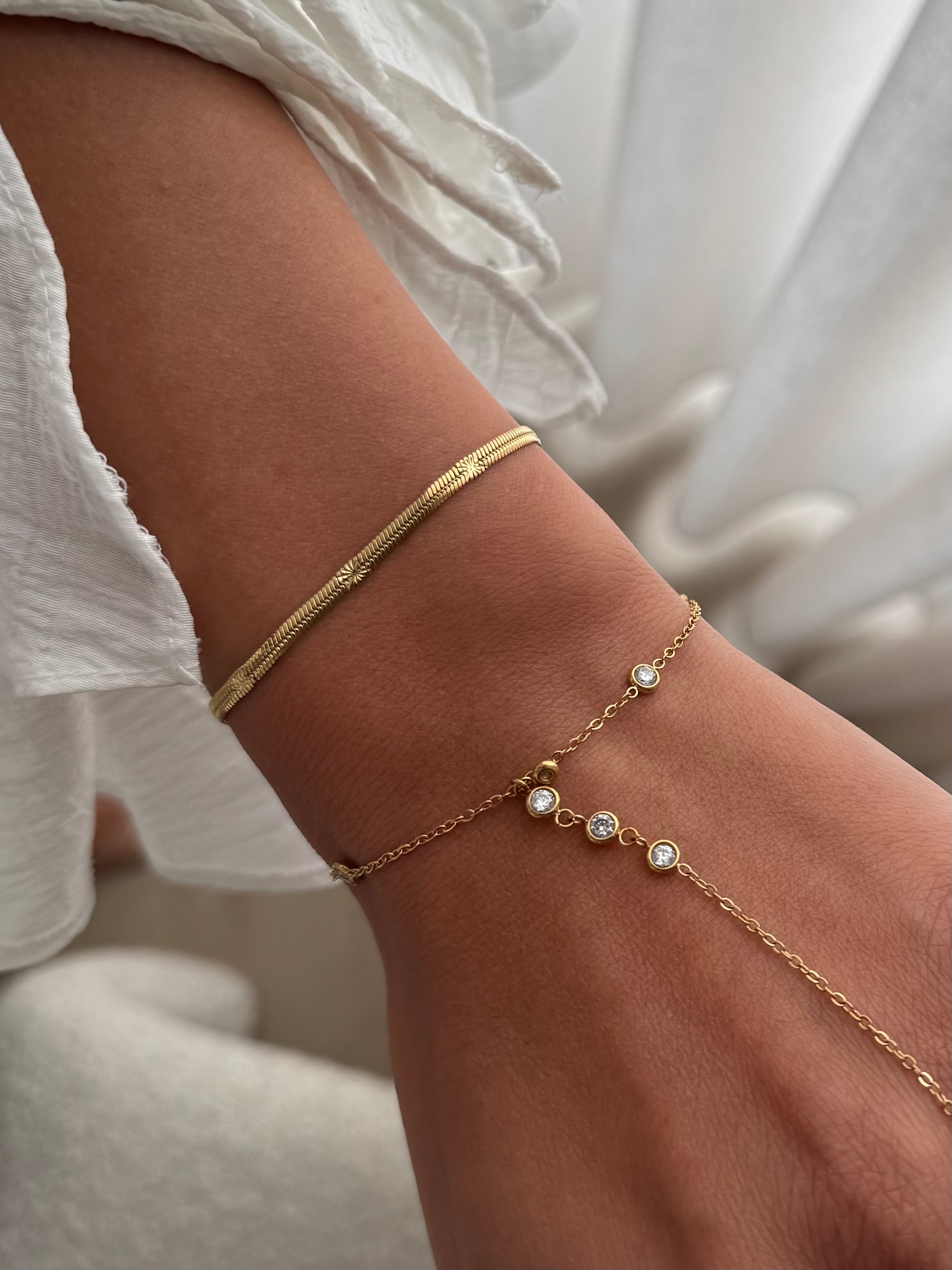 SNAKE RIPPLE ARMBAND