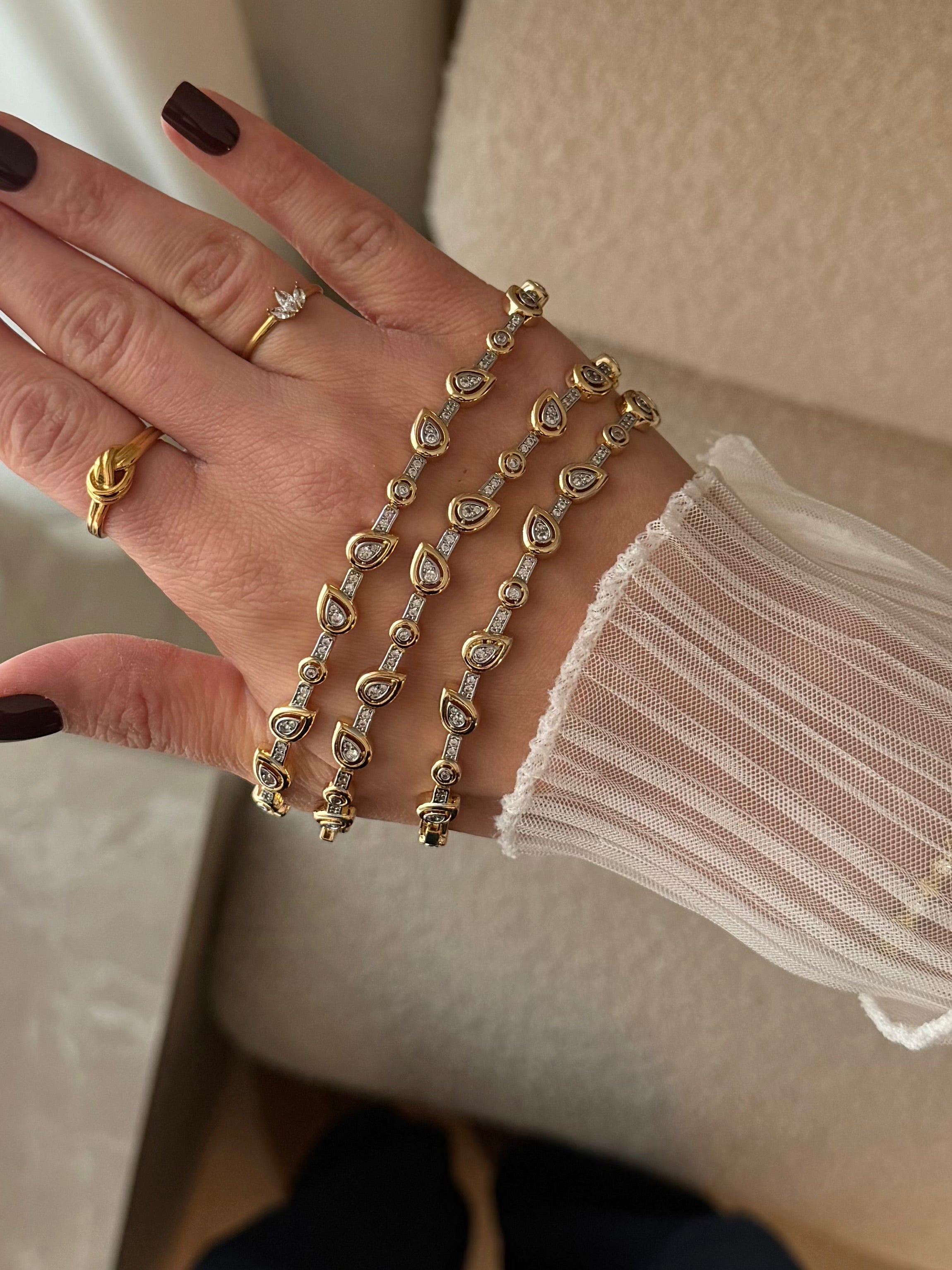 STEENTJES DRUPPEL ARMBAND