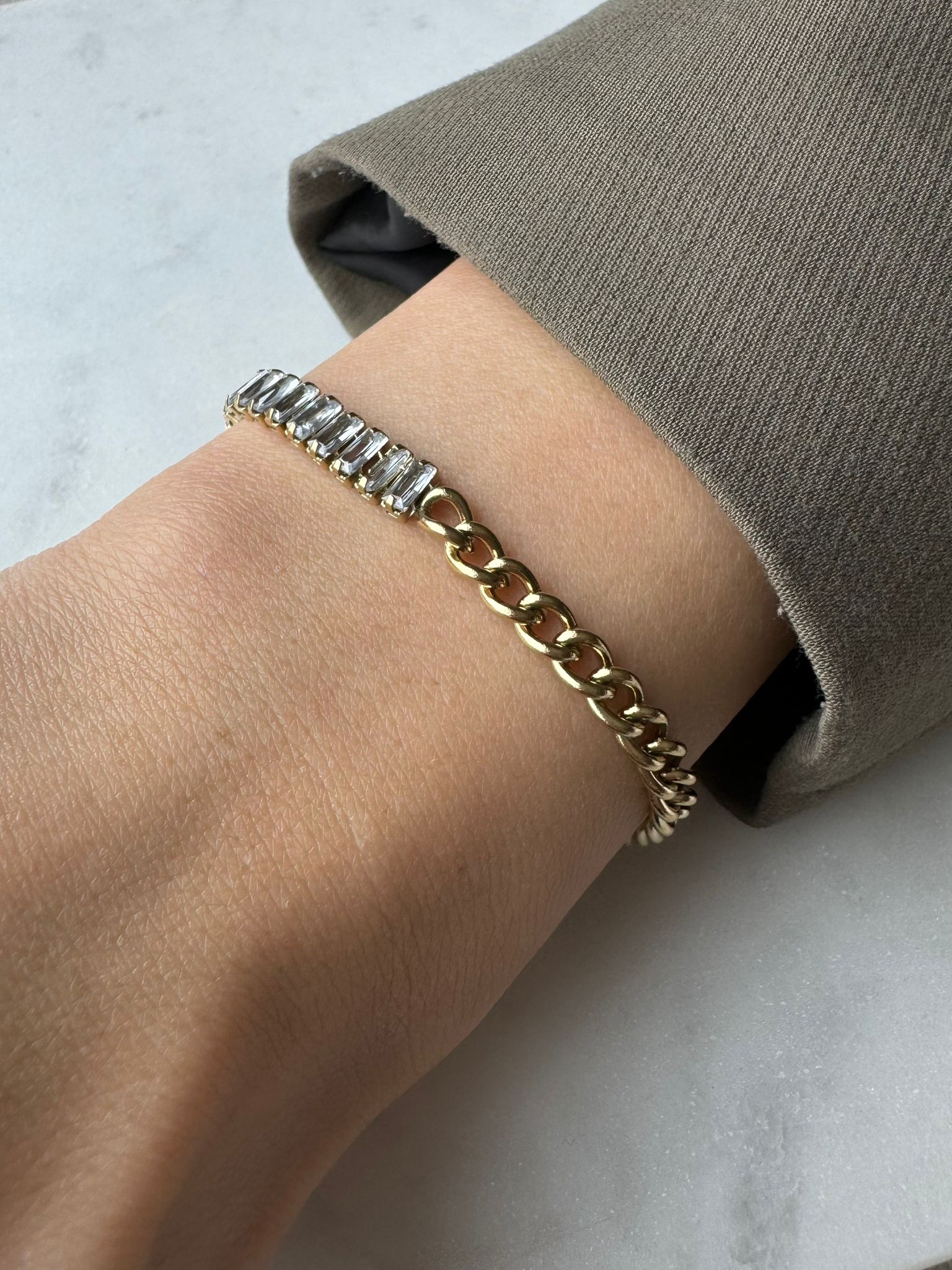 HALF DIAMOND SCHAKEL ARMBAND