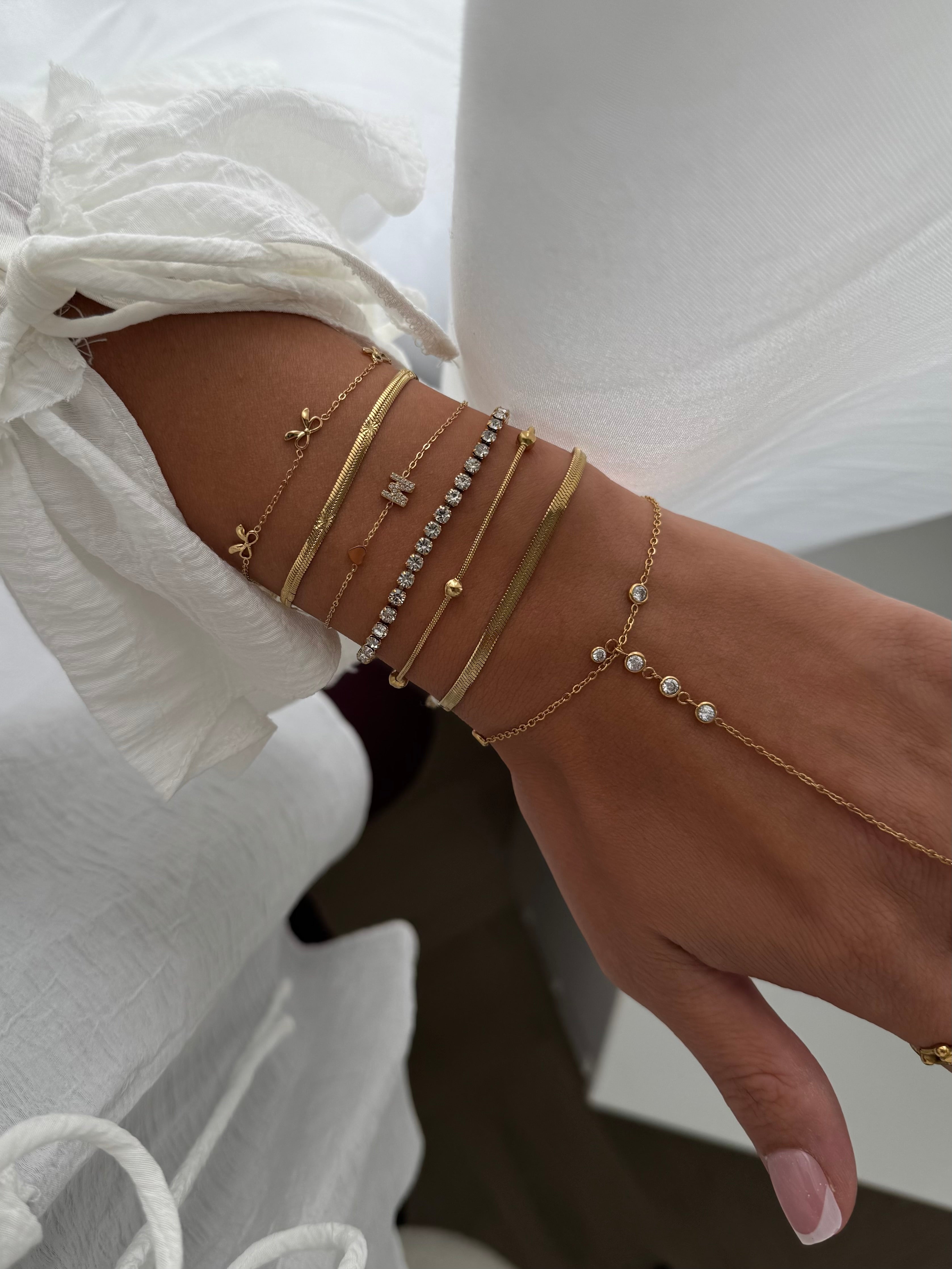 INITIAL ARMBAND