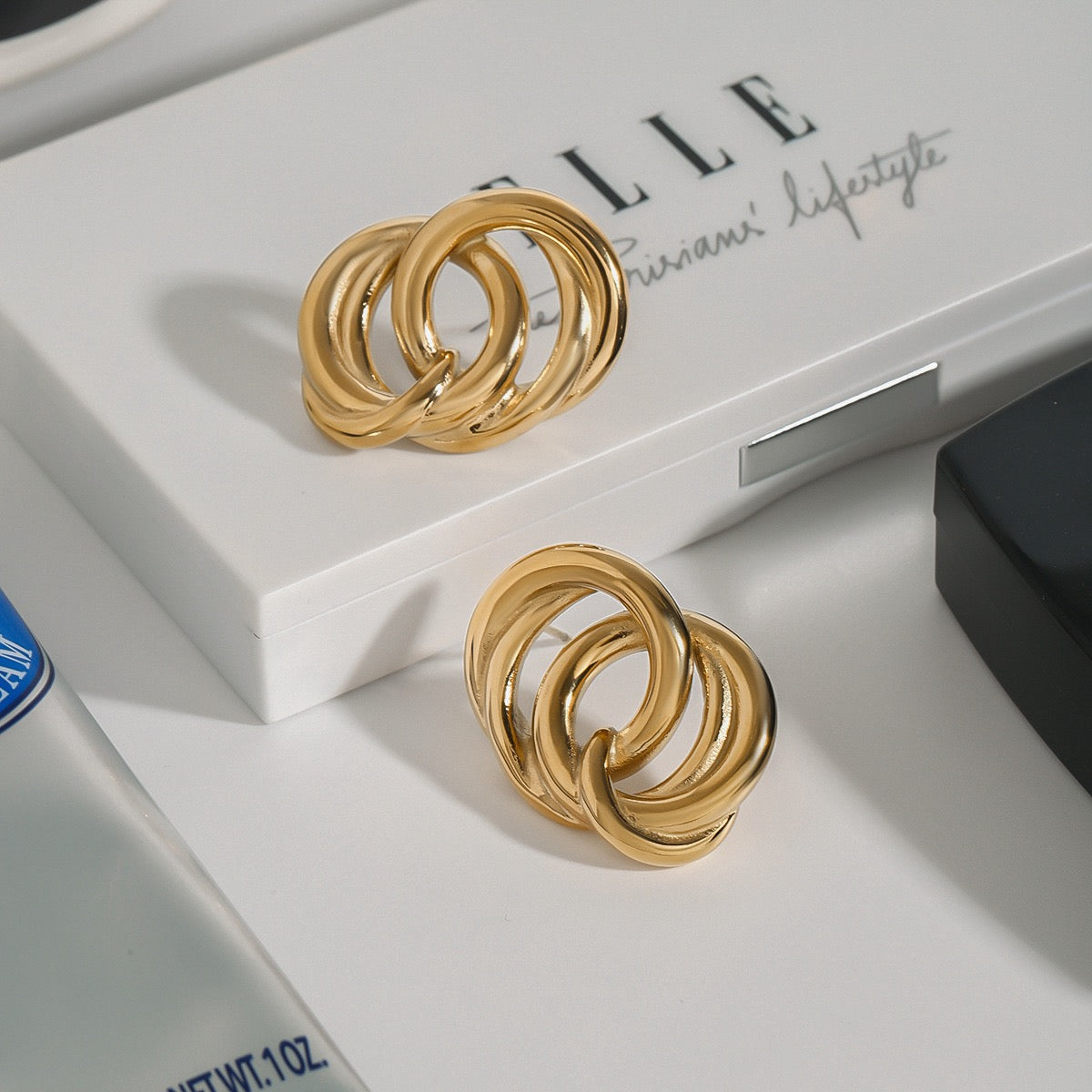 GOLD STUD EARRING