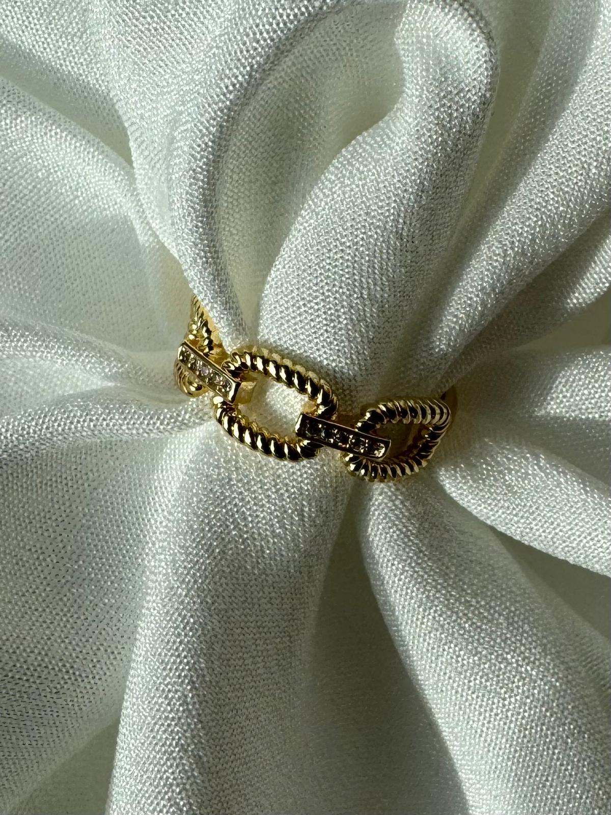 AVA RING