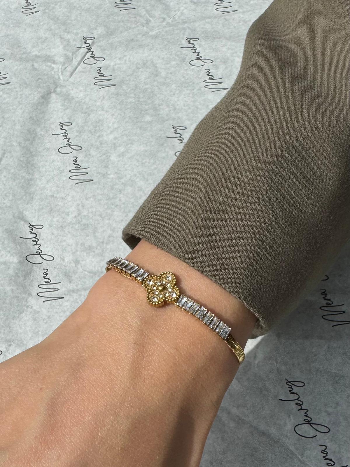 CHLOÉ SNAKE DIAMOND ARMBAND