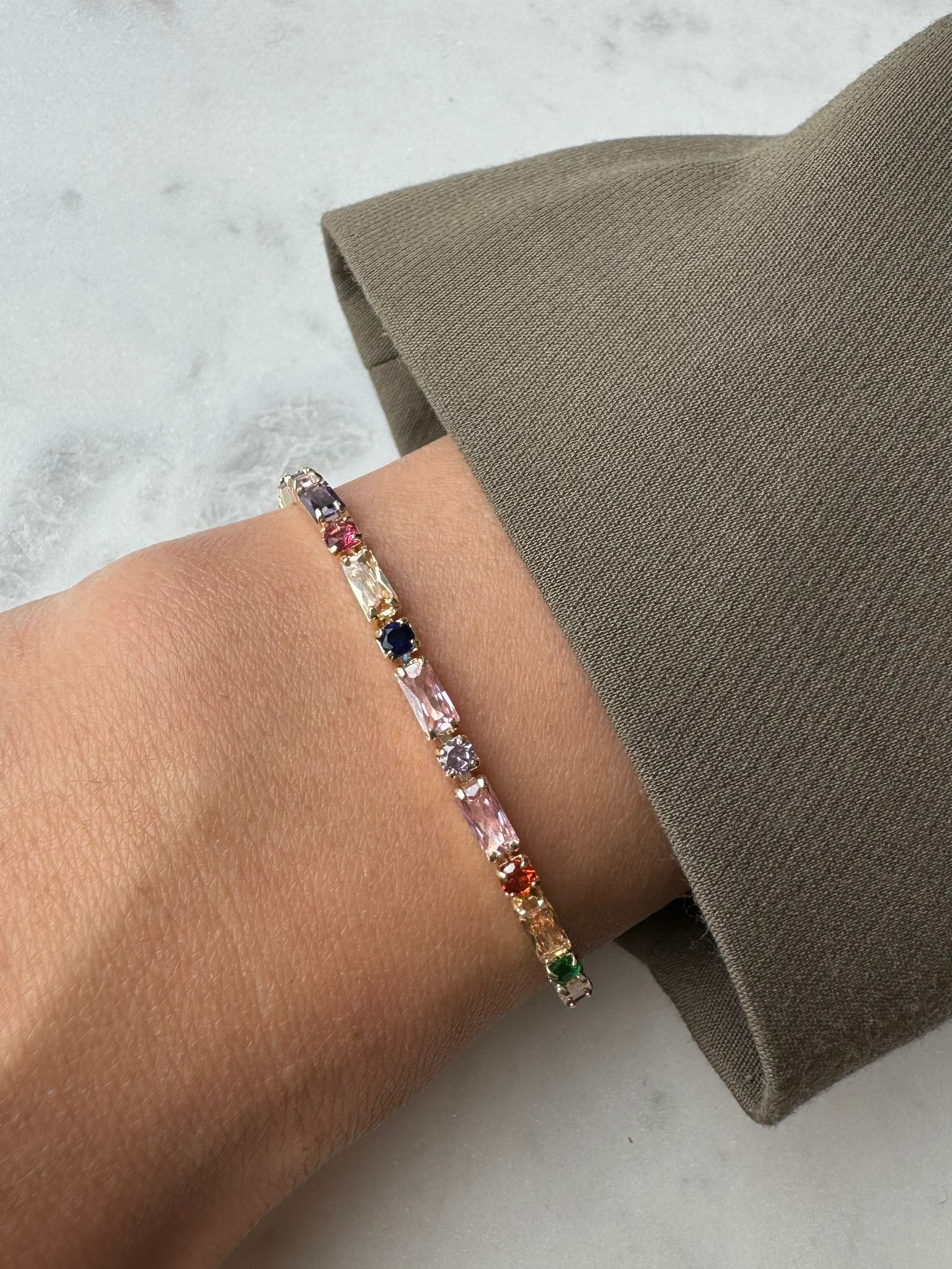 COLOR ARMBAND